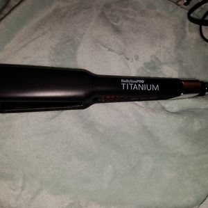 Babyliss Pro Titanium Straightener